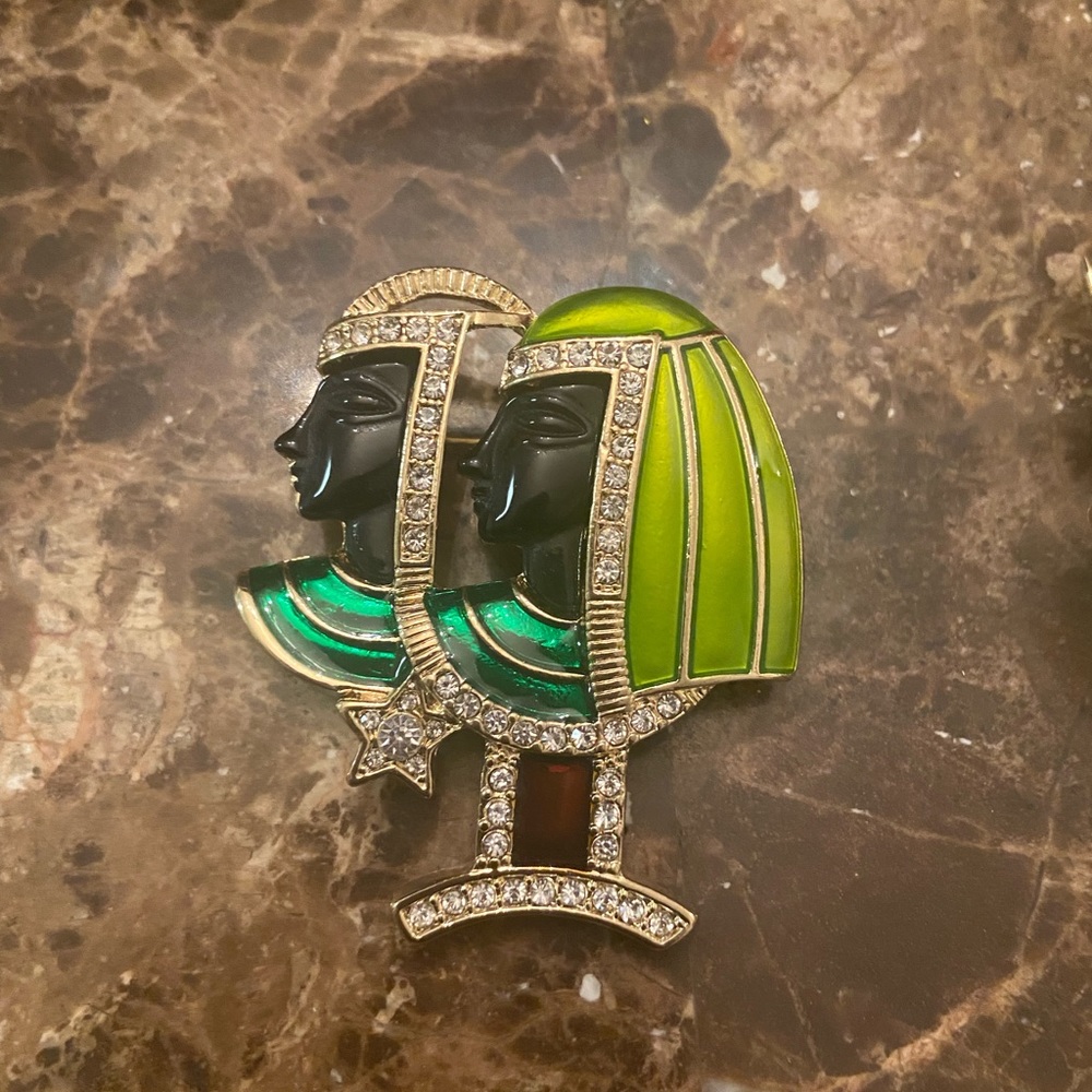 Unique brooch - Picture 2 of 3